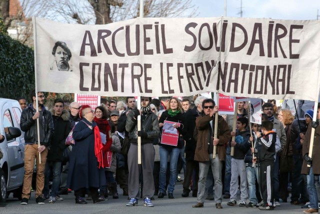 8/12. Arcueil : marche contre le Front national. © Michel Stoupak. Sam 18.01.2014, 14h43m22.