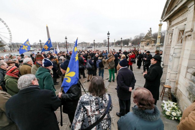 7/16. Paris : les royalistes réunis en mémoire du roi Louis XVI guillotiné. © Michel Stoupak. Mar 21.01.2014, 10h06m29.