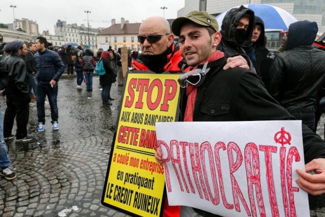 17/18. 14h07m34. Dim 26.01.2014. « Jour de colère » à Paris : manifestation anti-Hollande. © Michel Stoupak.