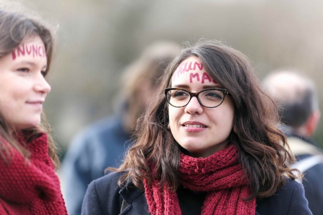 13/32. Paris. Des milliers de manifestants dans la rue pour le droit à l’IVG en Espagne. © Michel Stoupak. Sam 01.02.2014, 13h58m12.