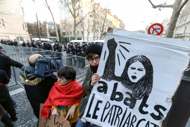 31/32. Paris. Des milliers de manifestants dans la rue pour le droit à l’IVG en Espagne. © Michel Stoupak. Sam 01.02.2014, 17h14m17.