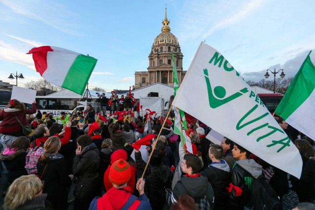 20/24. Paris : les anti-IVG saluent l’Espagne. © Michel Stoupak. Dim 19.01.2014, 17h05m33.