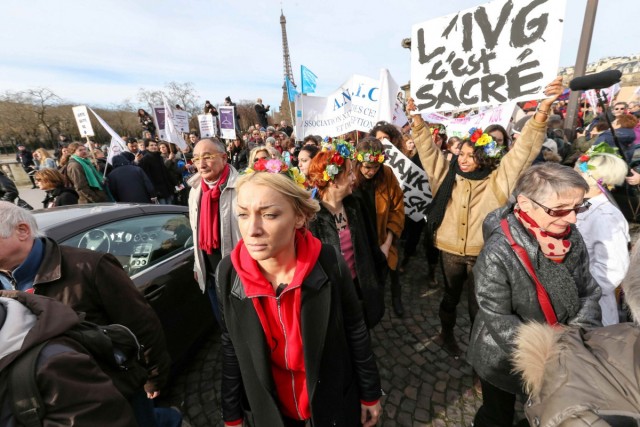01.02.2014. Inna Schevchenko et les Femen dans la manifestation pro-IVG