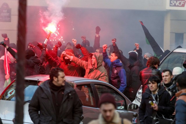 09.02.2014. Les « antifas » défilent contre le fascisme et l’homophobie
