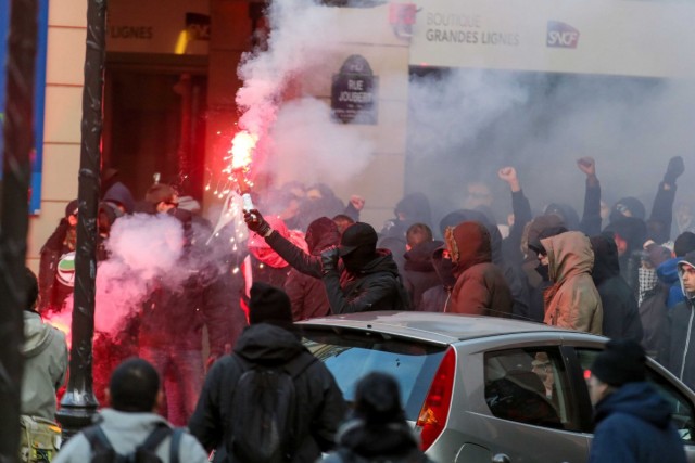 09.02.2014. Les « antifas » défilent contre le fascisme et l’homophobie