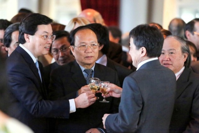 15.02.2014. Le ministre vietnamien Hoang Tuan Anh lance la fête du Têt