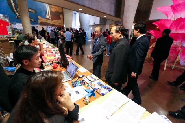 15.02.2014. Le ministre vietnamien Hoang Tuan Anh lance la fête du Têt