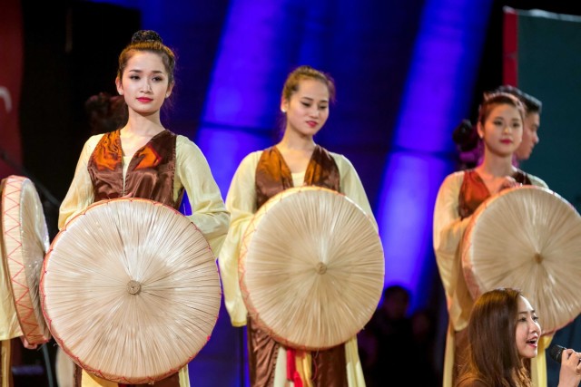 15.02.2014. La communauté vietnamienne célèbre la fête du Têt