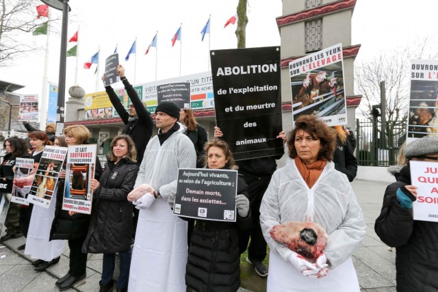 22.02.2014. Les « vegan » aux portes du Salon de l’agriculture