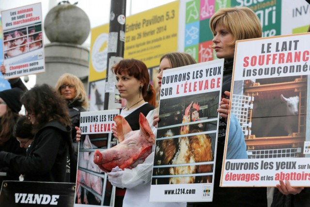 22.02.2014. Les « vegan » aux portes du Salon de l’agriculture