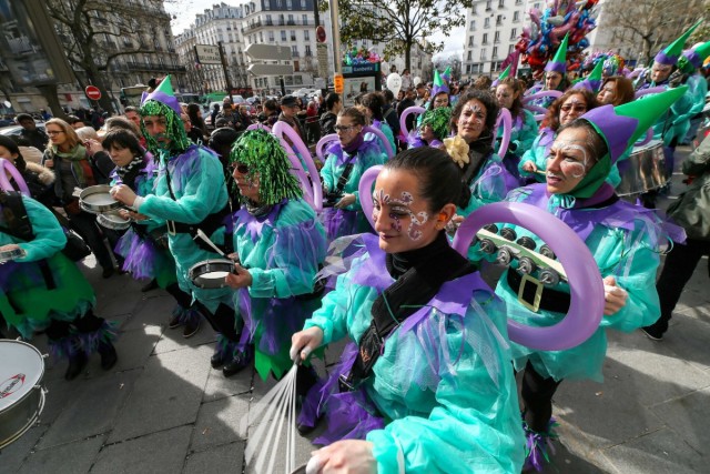 02.03.2014. Défilé du Carnaval dans les rues de Paris