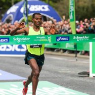 06.04.2014. L’Ethiopien Bekele triomphe au marathon de Paris