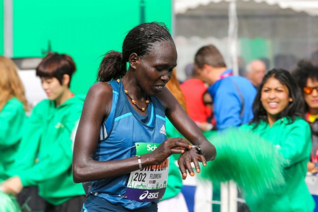 06.04.2014. Marathon de Paris : La Kényane Cheyech s’impose