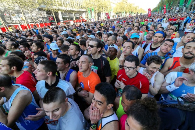 06.04.2014. 38e Marathon de Paris : 40 738 coureurs au départ