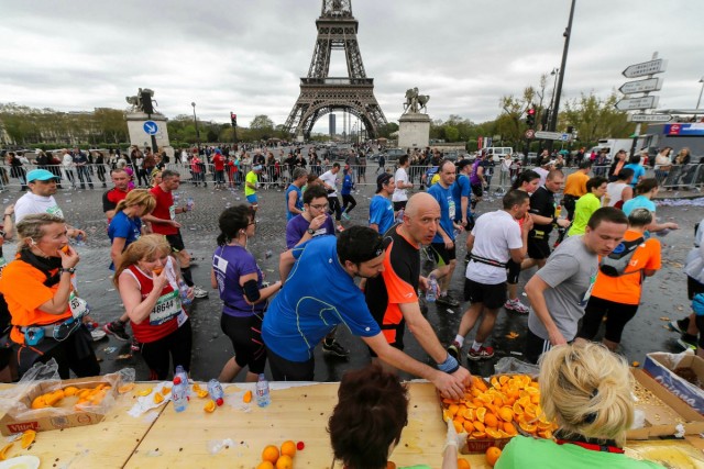 06.04.2014. 38e Marathon de Paris : 40 738 coureurs au départ
