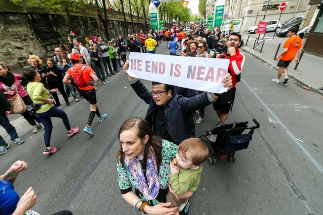 06.04.2014. 38e Marathon de Paris : 40 738 coureurs au départ