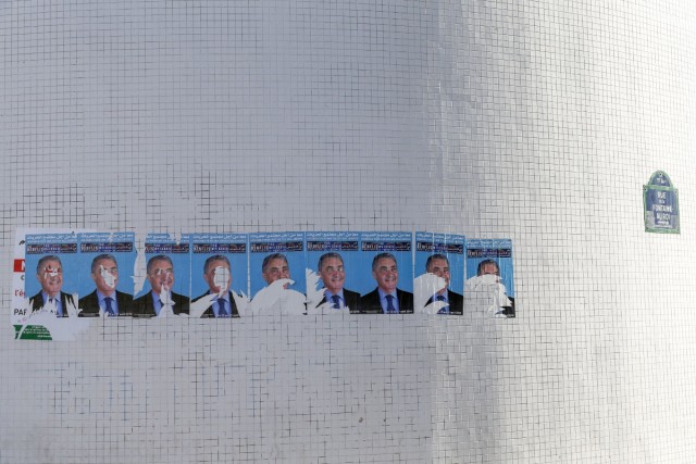 16.04.2014. Paris : la campagne présidentielle algérienne s’affiche