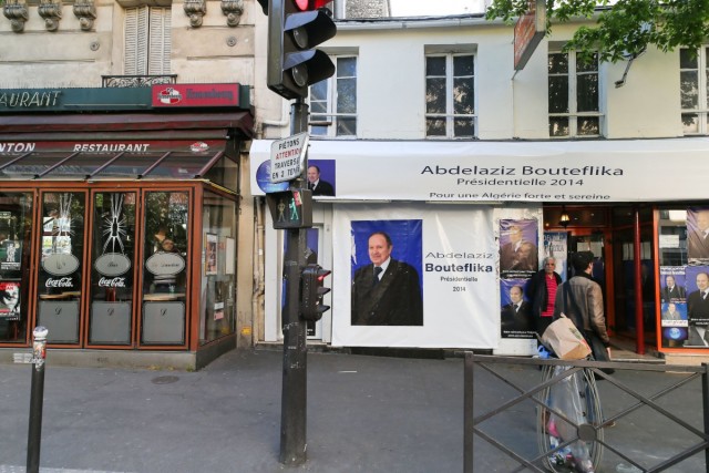 16.04.2014. Paris : la campagne présidentielle algérienne s’affiche