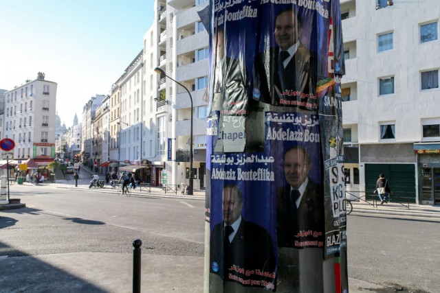 16.04.2014. Paris : la campagne présidentielle algérienne s’affiche