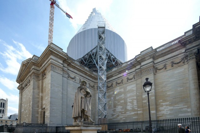 20.04.2014. Paris : une restauration historique du Panthéon