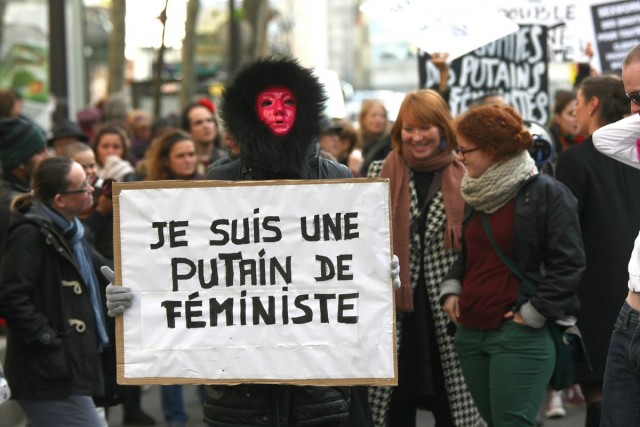 6/19. Manifestation d'ampleur contre les violences sexistes. © Michel Stoupak. Dim 25.11.2012.