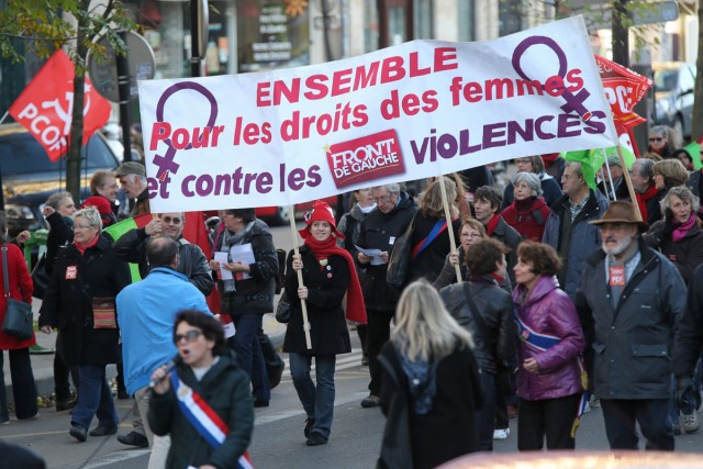13/19. Manifestation d'ampleur contre les violences sexistes. © Michel Stoupak. Dim 25.11.2012.