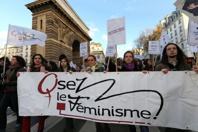 15/19. Manifestation d'ampleur contre les violences sexistes. © Michel Stoupak. Dim 25.11.2012.