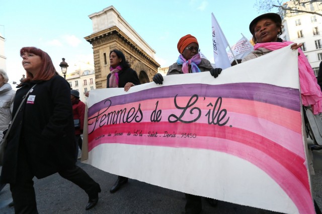 16/19. Manifestation d'ampleur contre les violences sexistes. © Michel Stoupak. Dim 25.11.2012.