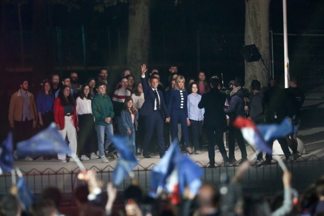 24.04.2022. Présidentielle : Emmanuel Macron au Champ-de-Mars
