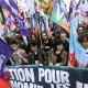 4/9. Les manifestants marchent de la Nation à la place de la Bastille. © Michel Stoupak. Dim 16.10.2022, 13h18m06.