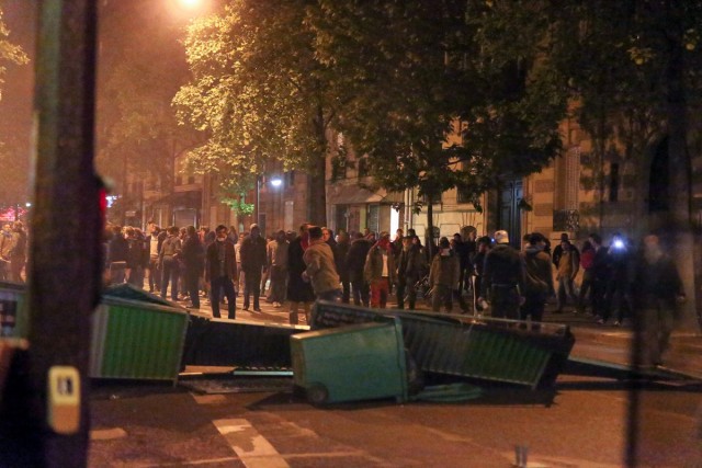 24/27. Violents affrontements en marge de la manif pour tous. © Michel Stoupak. Dim 26.05.2013, 23h10m59.