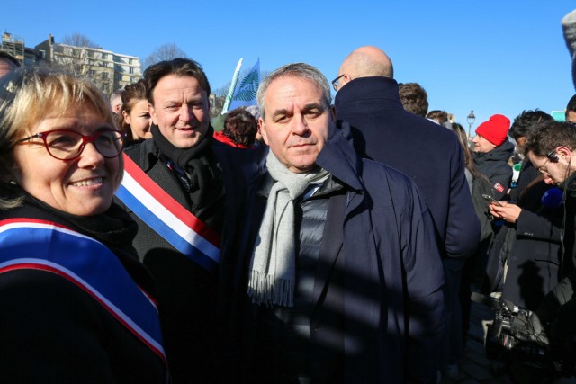 14/14. Xavier Bertrand (C), président du conseil régional des Hauts-de-France. © Michel Stoupak. Mer 08.02.2023, 11h54m48.