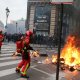 15/18. Des scooters électriques sont incendiés avenue de l'Opéra. © Michel Stoupak. Jeu 23.03.2023, 17h36m46.