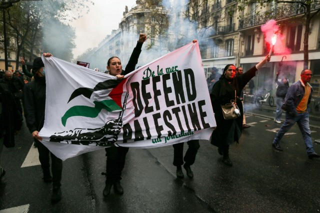 18/18. “Défendre la Palestine de la mer au Jourdain”. © Michel Stoupak. Sam 28.10.2023, 15h43m06.