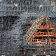 1/9. Les échafaudages vertigineux de Notre-Dame de Paris. © Michel Stoupak. Lun 25.12.2023, 09h59m25.