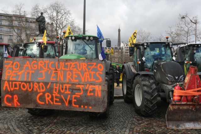10/14. Manifestation menée par la Coordination Rurale. © Michel Stoupak. Ven 23.02.2024, 12h47m05.