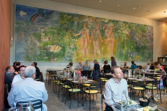 16/37. Musée Saint-Pierre. Le restaurant. La Seine de Paris à la mer, Raoul Dufy, 1937-1940. Jeu 21.05.2015, 12:46.