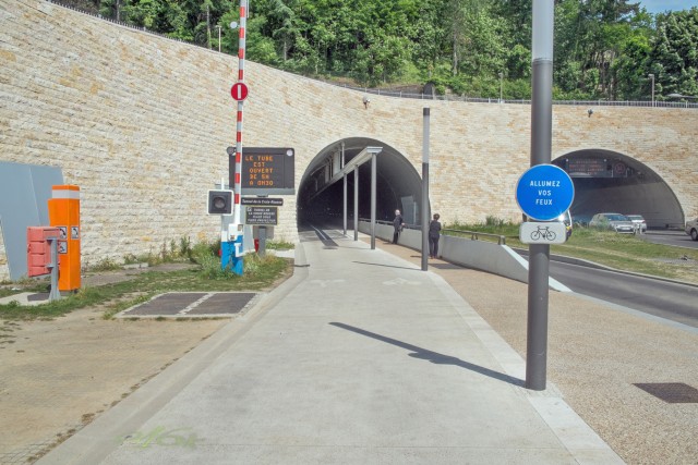 7/15. Serin. Le Tube est venu compléter le tunnel de la Croix-Rousse. Sam 23.05.2015, 16:04.