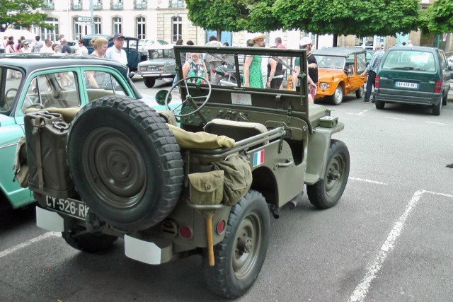 49/67. La Jeep de la Libération. Dim 28.06.2015, 17:13.