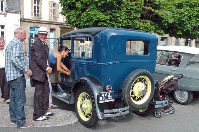 66/67.Ford Model A, 1930. Dim 28.06.2015, 17:51.