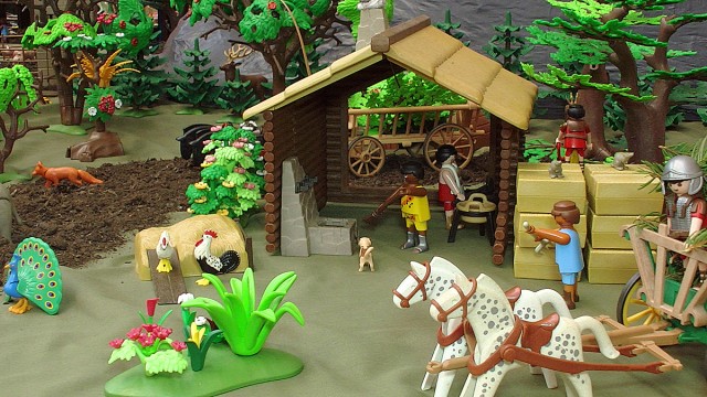 14.07.2018. Des dioramas de qualité à l'exposition Playmobil de Plourin
