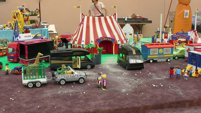 Expo Playmobil. Diorama des cirques.15 h 08.