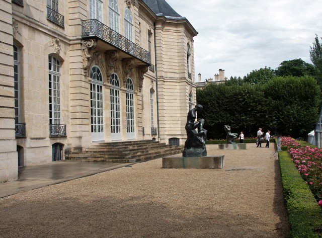 5/21. Musée Rodin : la terrasse arrière. Ven 22.06.07 - 15:04.