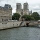 8/8. Notre-Dame, vue du pont Saint-Michel. Mar 26.06.07 - 14:59.