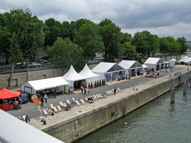 3/8. Bercy : une expo sur la qualité de l'eau. Dim 01.07.07 - 12:07.