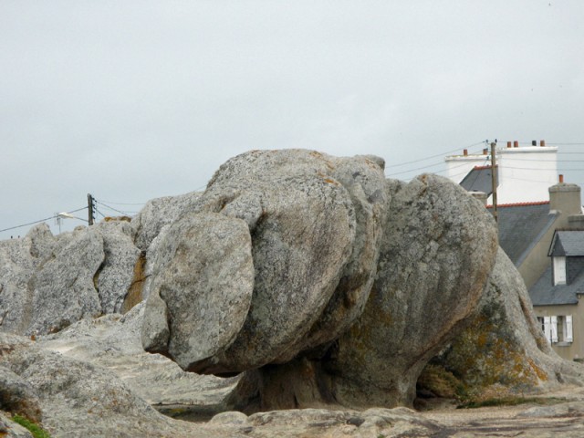 13/16. Les rochers de Saint-Guénolé. Ven 18.07.2008 - 17:16.