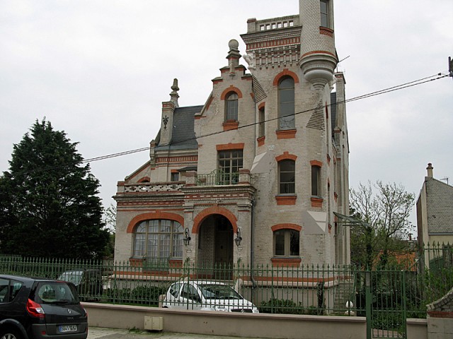 22/29. Le Touquet. Rue Jean-Monnet. Villa "Le Castel" (1904). Dim 19.04.2009 - 16:54.