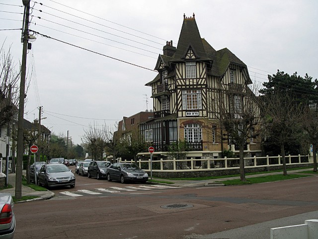 24/29. Le Touquet. Boulevard Daloz. Villa "Le Roi d'Ys" (1903). Dim 19.04.2009 - 17:03.