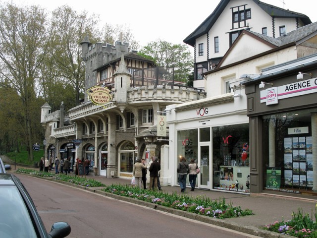 25/29. Le Touquet. Avenue Saint-Jean. Le Village suisse (1905). Dim 19.04.2009 - 17:08.