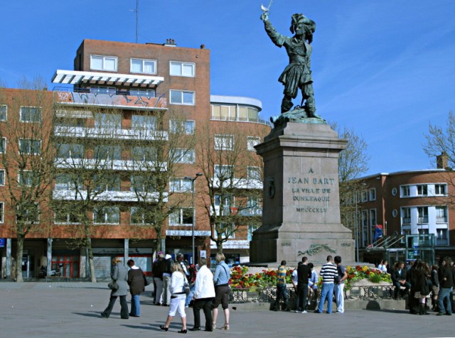 61/69. Dunkerque. La statue de Jean Bart. Mer 22.04.2009 - 17:16.